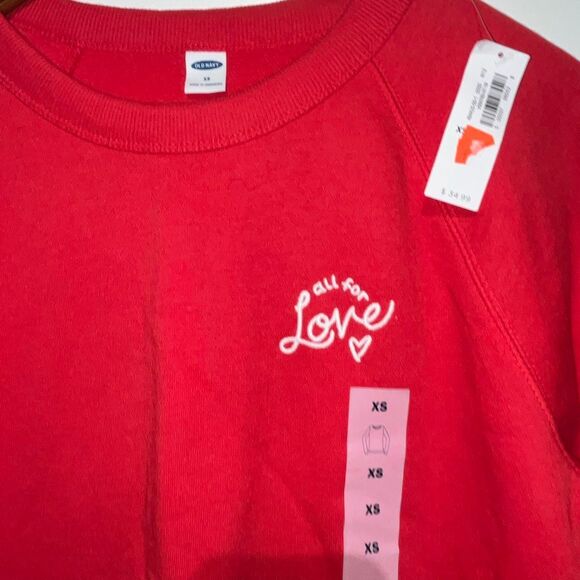 Old Navy Women's Red ‘All For Love’ Crewneck Pullover Sweatshirt Size XS NWT - Picture 3 of 10